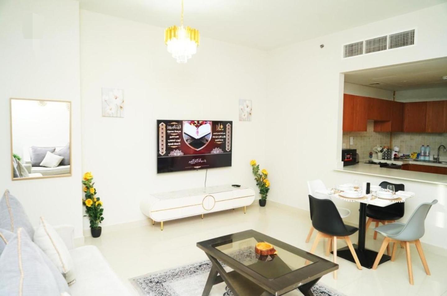 Diamond 2br Luxurious Retreat In Al Reem Apartment *
